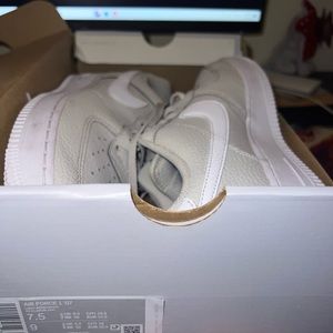Nike Air Force One light bone